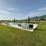 Borgo Degli Angeli E Alloggio per agriturismo San Vitale