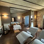Borgo Degli Angeli E Alloggio per agriturismo San Vitale
