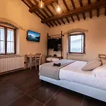 Borgo Degli Angeli E Alloggio per agriturismo San Vitale