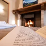 Alloggio per agriturismo Borgo Degli Angeli E San Vitale