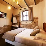 Borgo Degli Angeli E Alloggio per agriturismo San Vitale