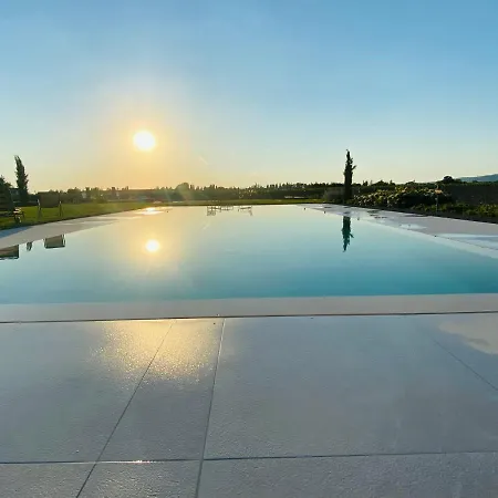 Borgo Degli Angeli E Фермерский дом