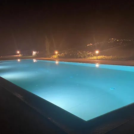 Фермерский дом Borgo Degli Angeli E Сан-Витале