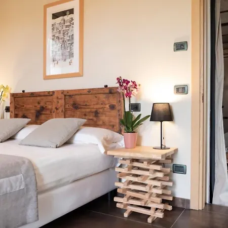 Borgo Degli Angeli E *