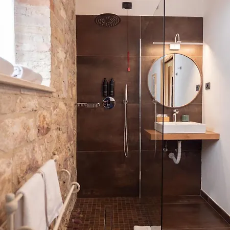 Borgo Degli Angeli E Фермерский дом Сан-Витале