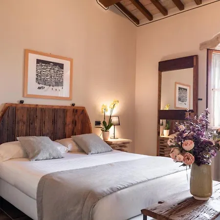 ファームステイ Borgo Degli Angeli E サン・ヴィターレ