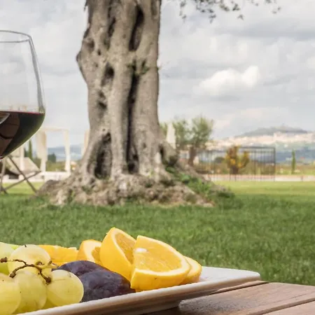 Borgo Degli Angeli E * San Vitale