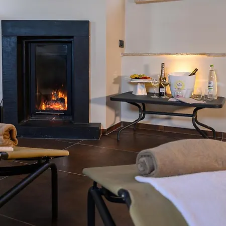 Borgo Degli Angeli E