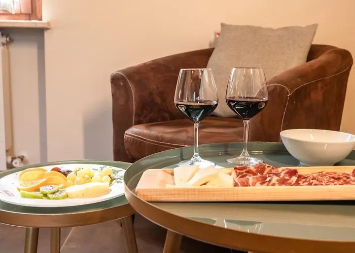 Borgo Degli Angeli E *