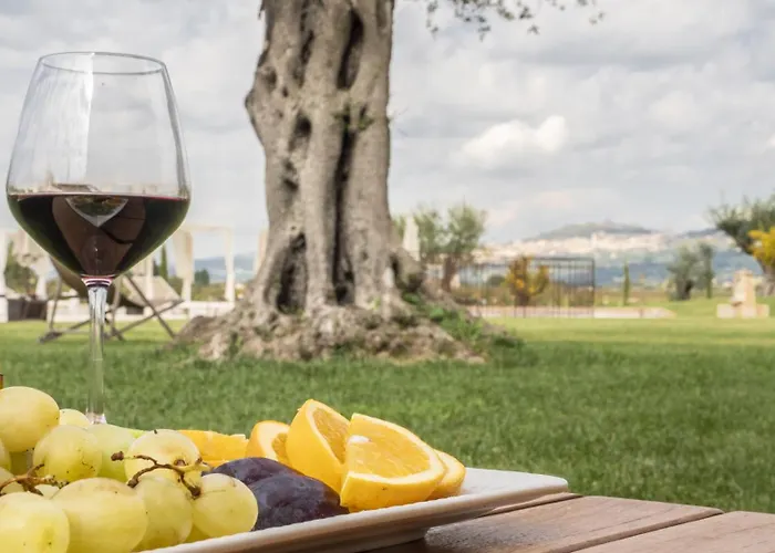 Borgo Degli Angeli E * San Vitale