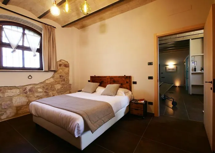 Borgo Degli Angeli E *